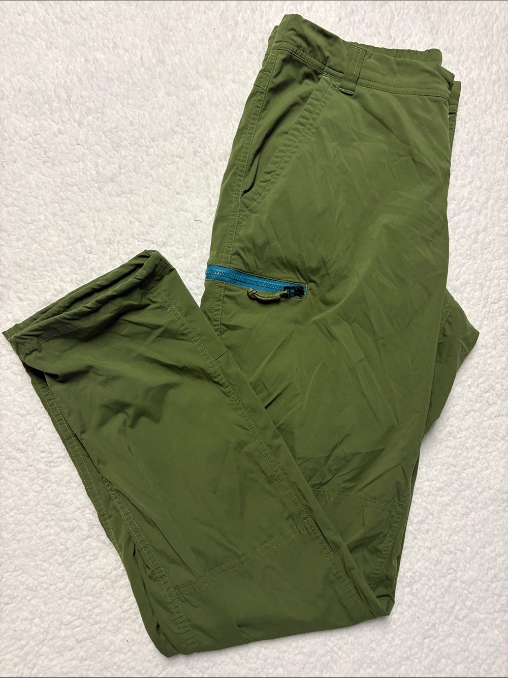REI 10 medium Olive Green Cargo Pants with Blue Zip Accent